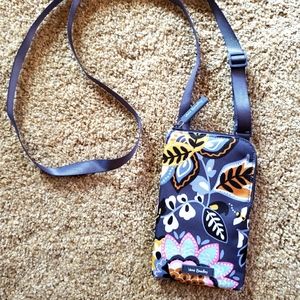 VERA BRADLEY Cell phone crossbody purse